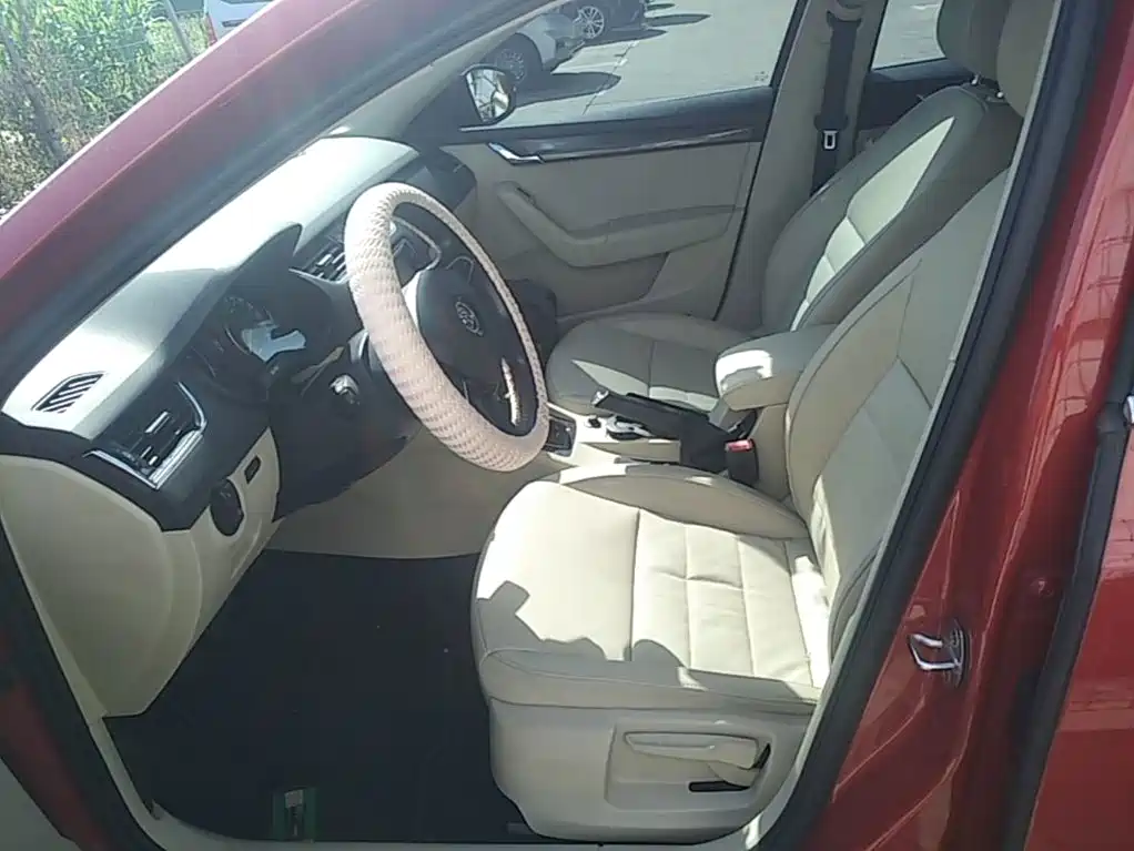 Skoda Octavia — миниатюра 15