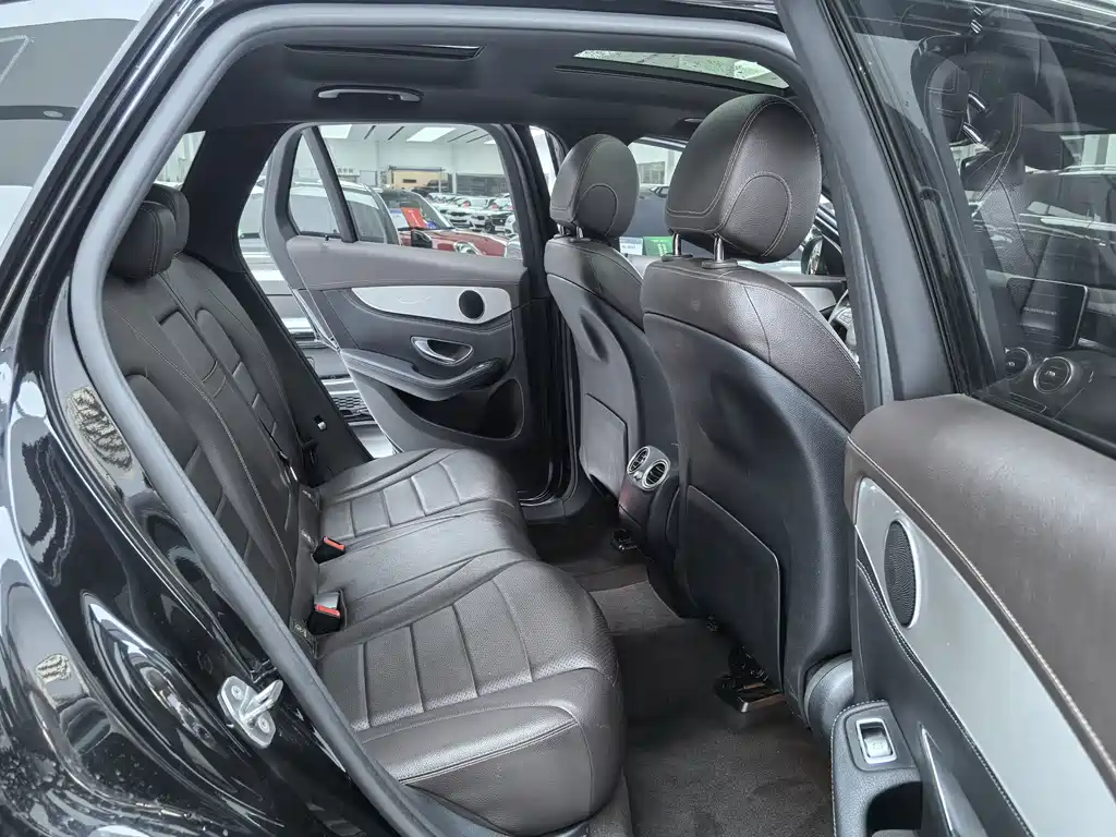 Mercedes-Benz GLC — миниатюра 11