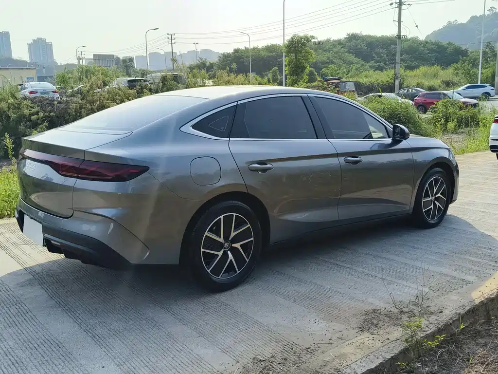 BYD Qin L — миниатюра 10
