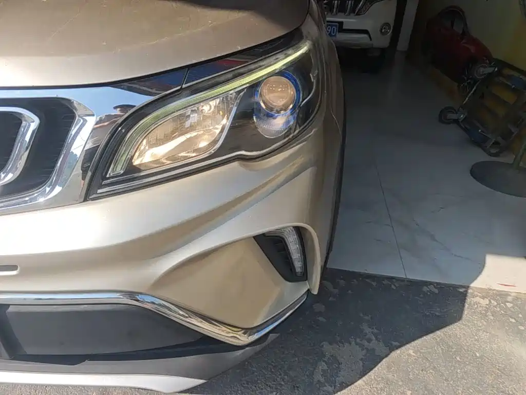 Geely Vision X3 — миниатюра 24