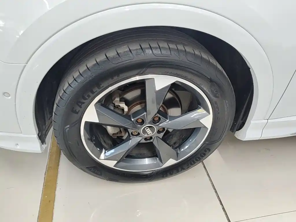 Audi Q3 — миниатюра 23