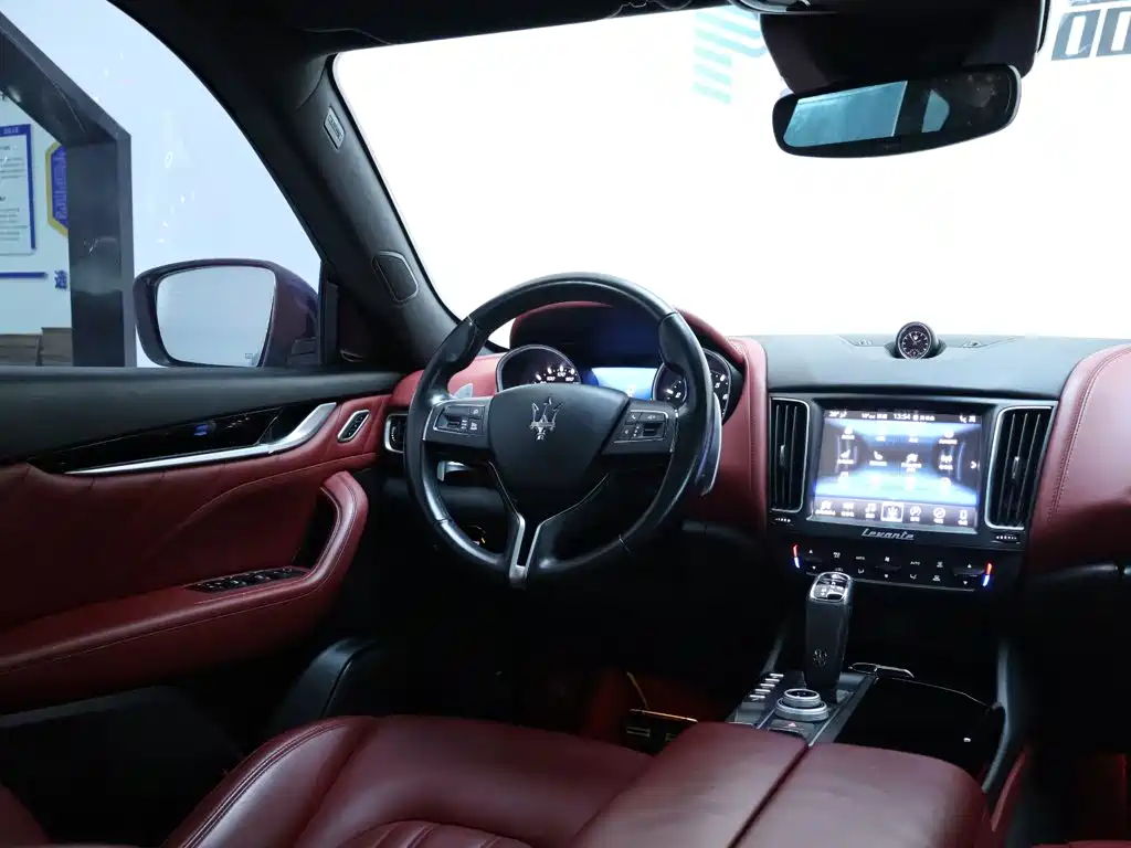 Maserati Levante — миниатюра 14