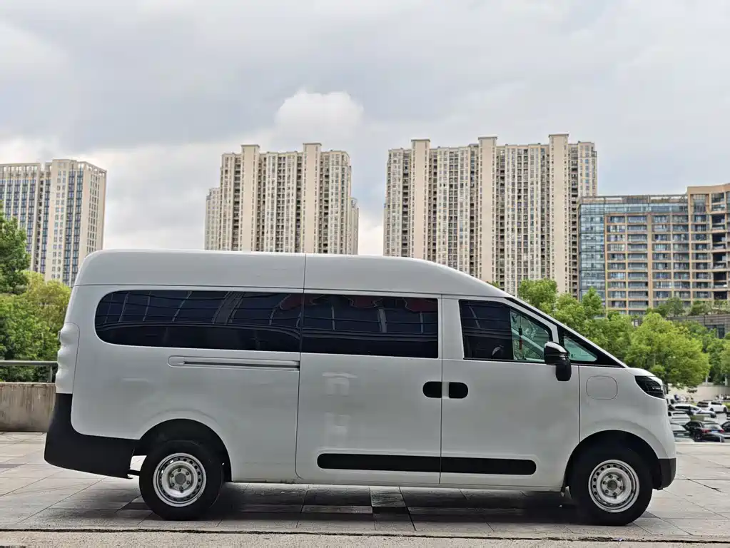 MAXUS V1 — миниатюра 6