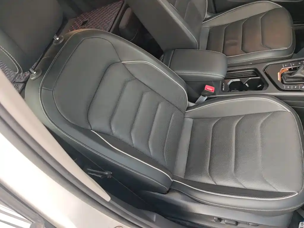 Volkswagen Tiguan L PHEV — миниатюра 25