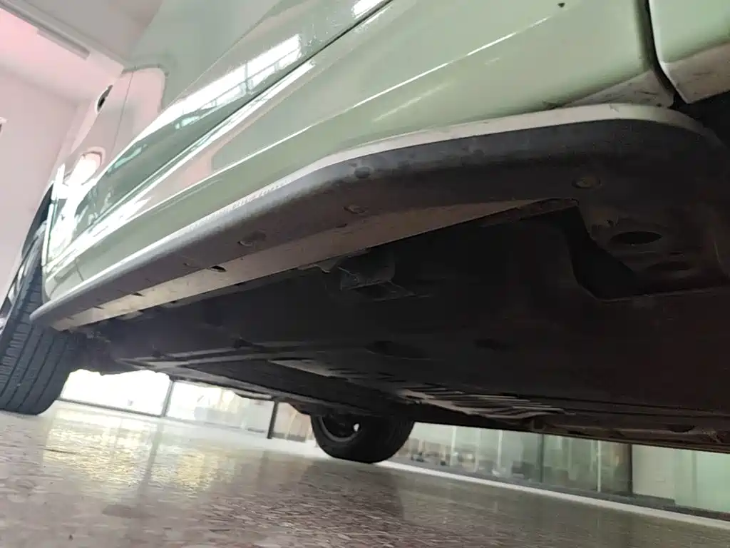 Land Rover Discovery Sport Hybrid — миниатюра 21