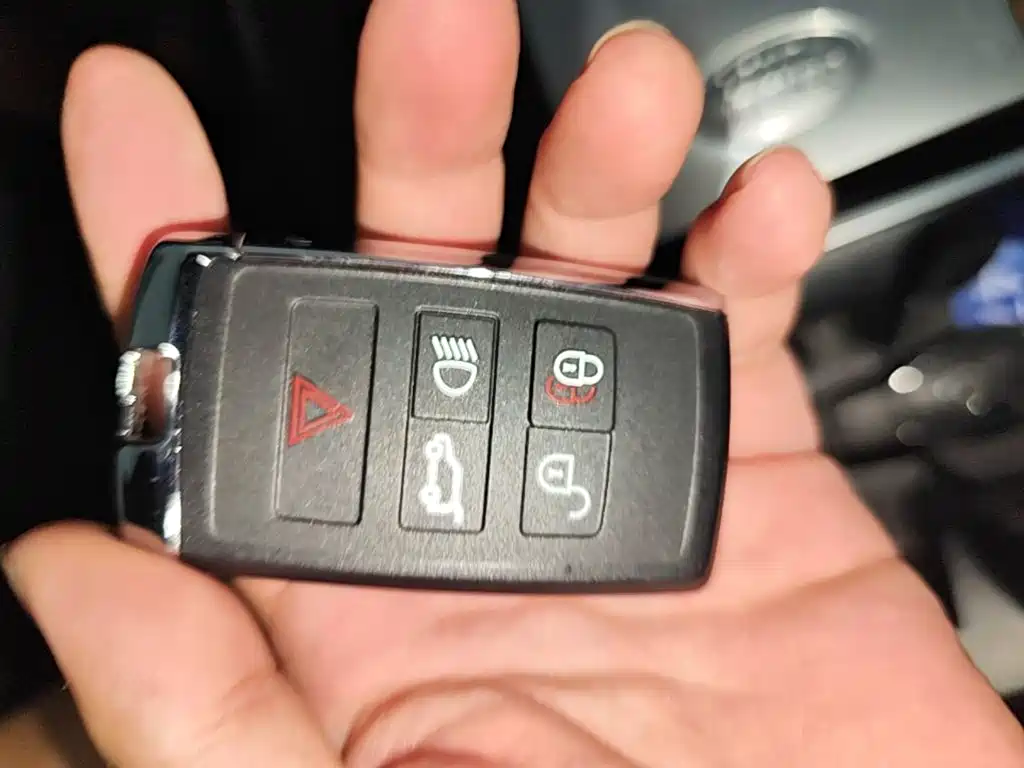 Land Rover Discovery Sport Hybrid — миниатюра 9