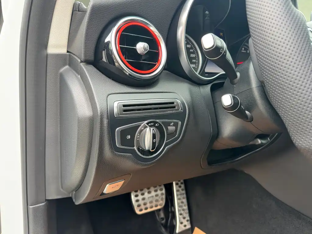 Mercedes-Benz C-Class — миниатюра 20