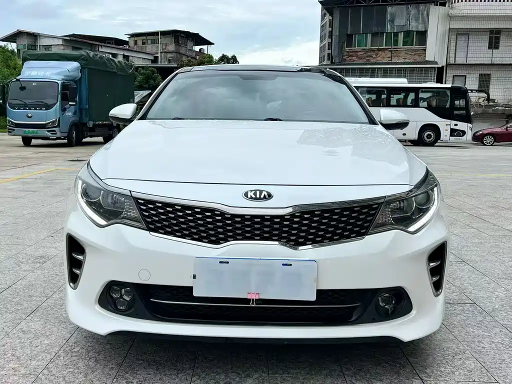 Kia K5 — миниатюра 2