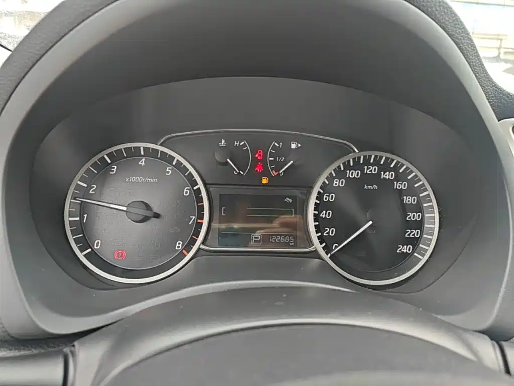 Nissan Sylphy — миниатюра 12