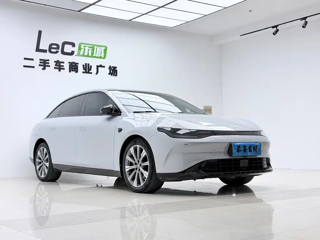 Leapmotor Leapmotor C01 — миниатюра 3
