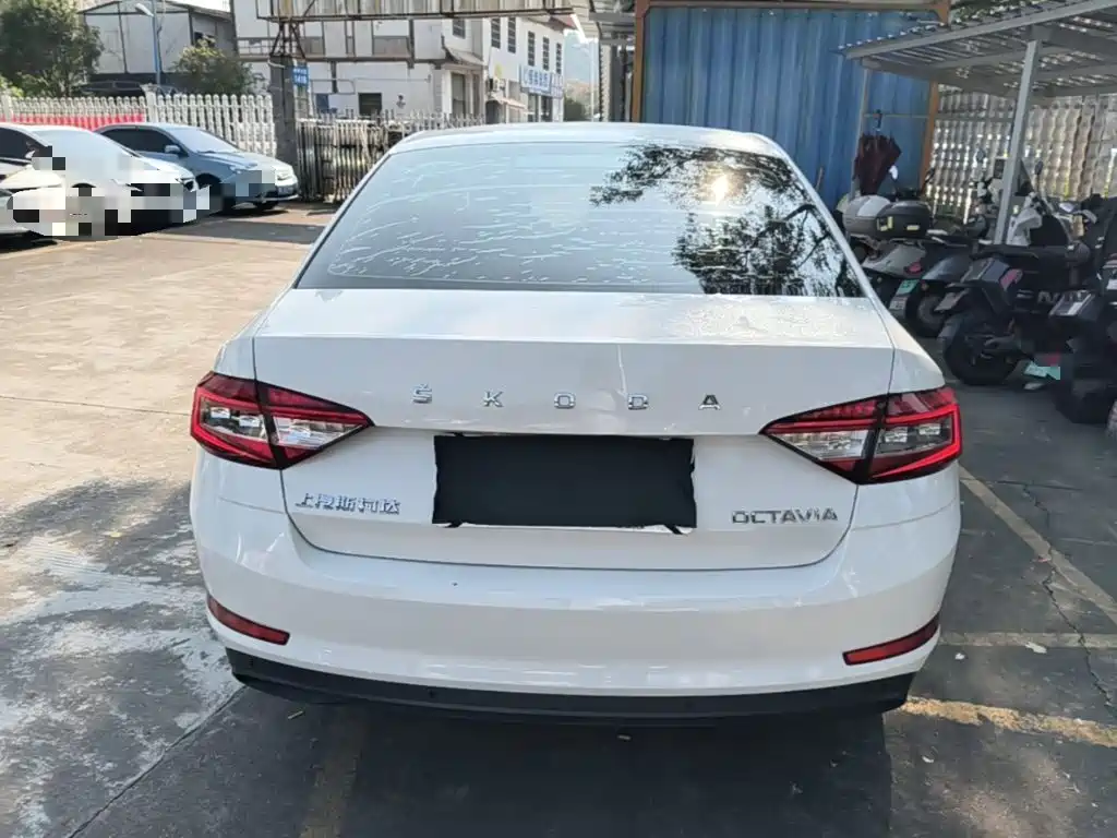 Skoda Octavia — миниатюра 6
