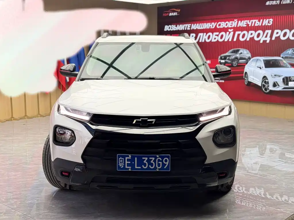 Chevrolet Tracker — миниатюра 2