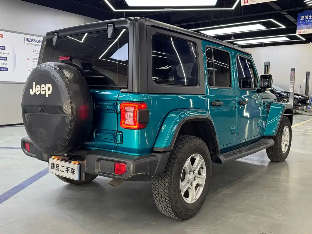 Jeep Wrangler — миниатюра 5