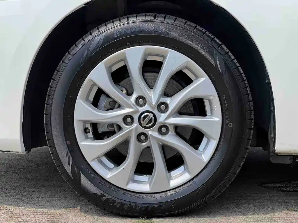 Nissan Sylphy — миниатюра 17