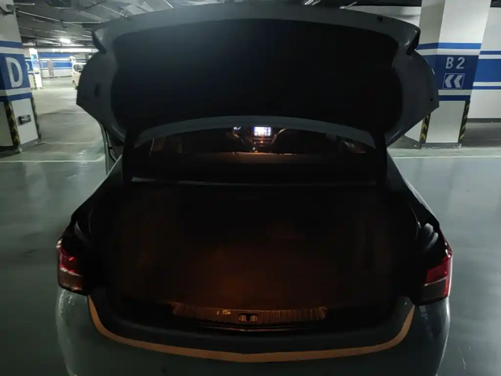 Buick Verano — миниатюра 15