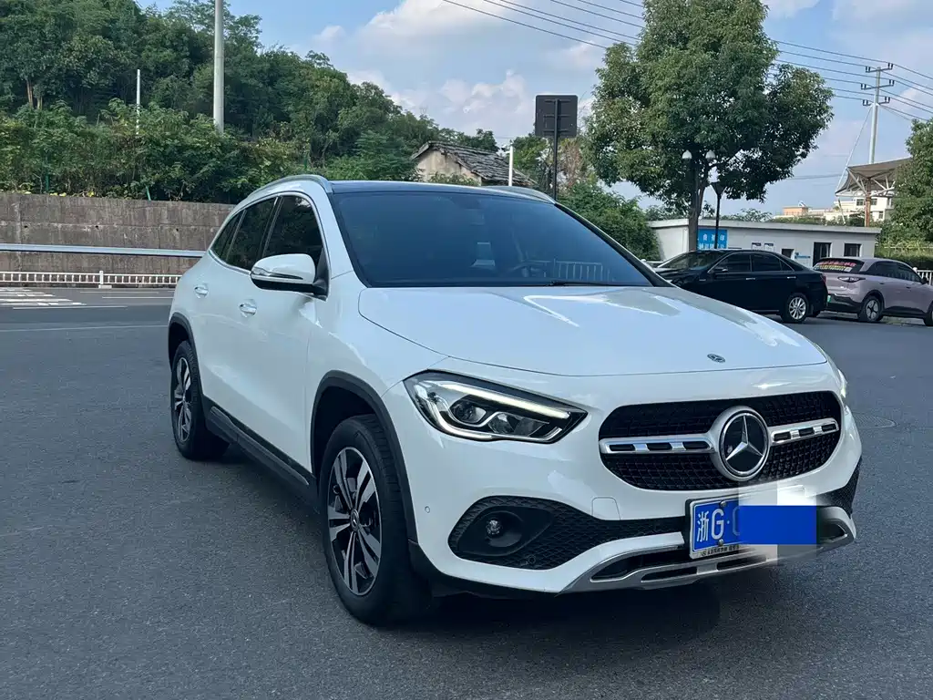 Mercedes-Benz GLA — миниатюра 3