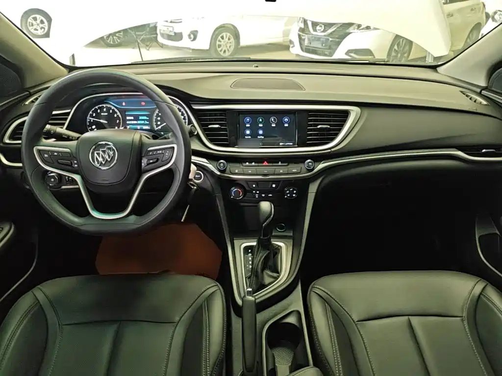 Buick Excelle — миниатюра 10