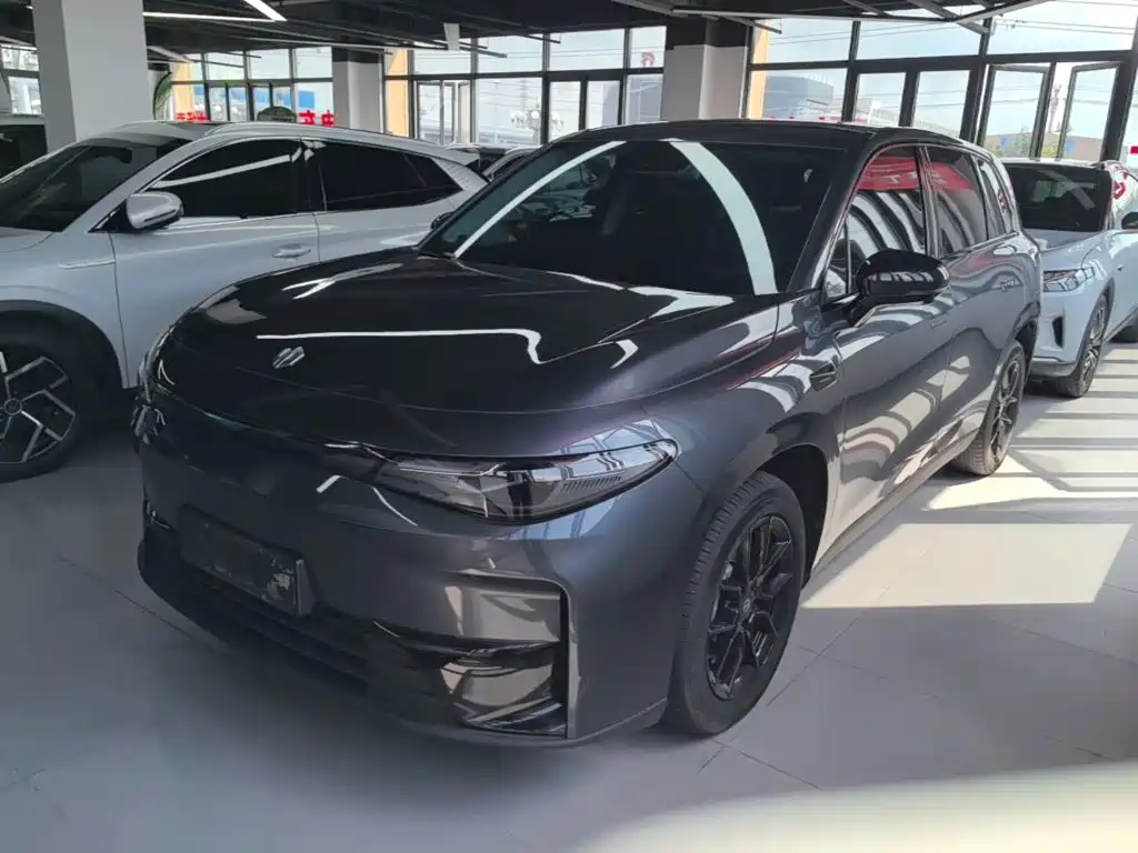 Leapmotor Leapmotor C10 — миниатюра 2