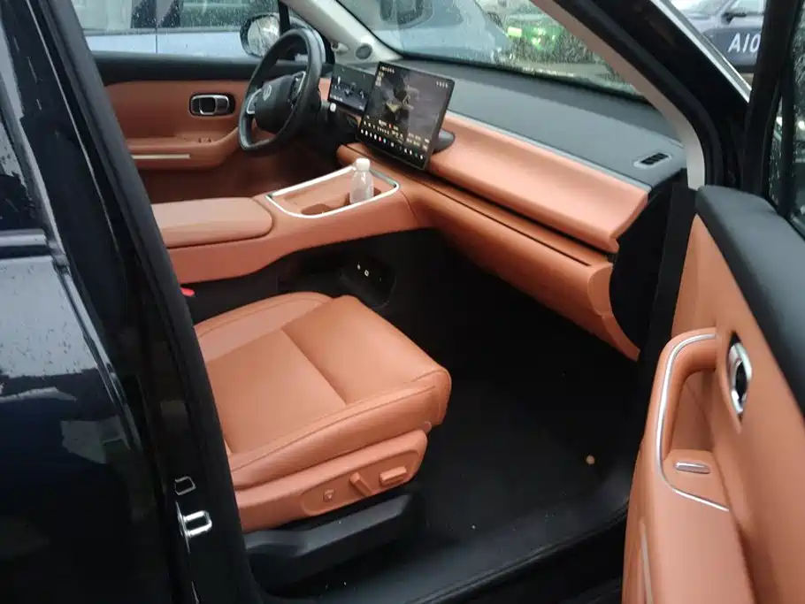 Leapmotor Leapmotor C16 — миниатюра 8