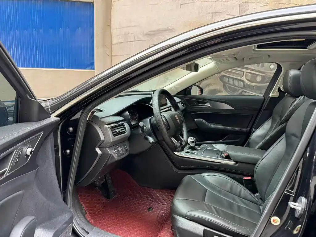 Hongqi Hongqi H5 — миниатюра 7
