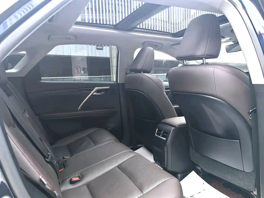 Lexus RX — миниатюра 4