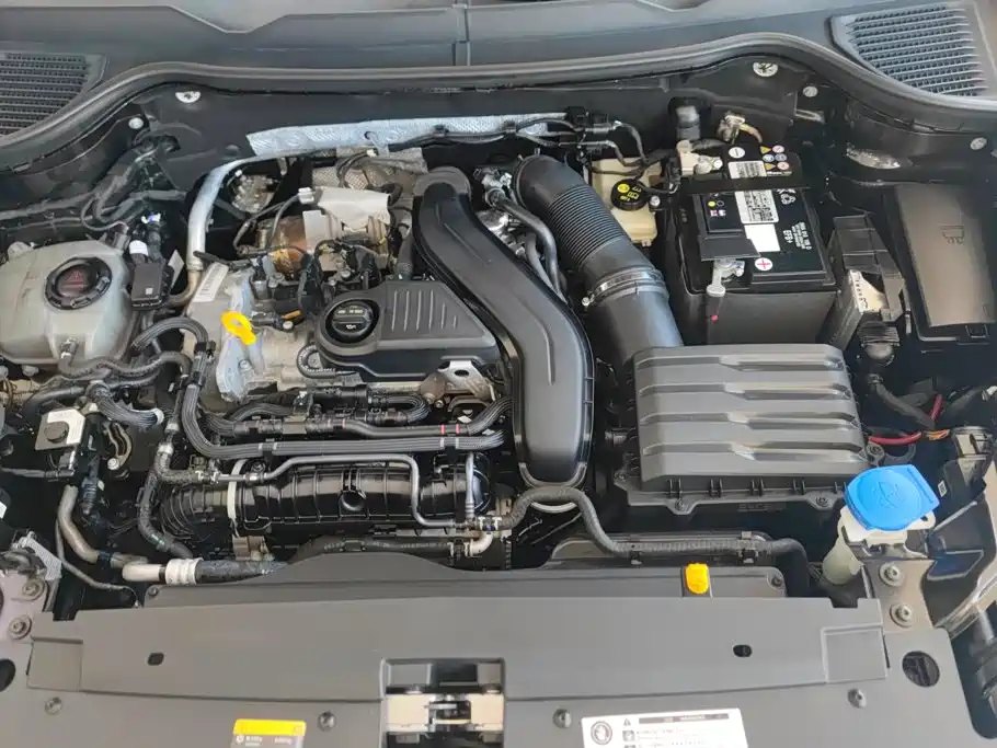 Volkswagen Tharu — миниатюра 10