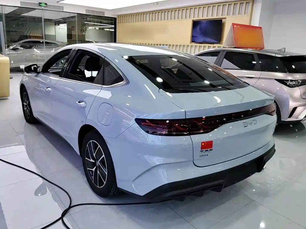 BYD Qin L — миниатюра 5