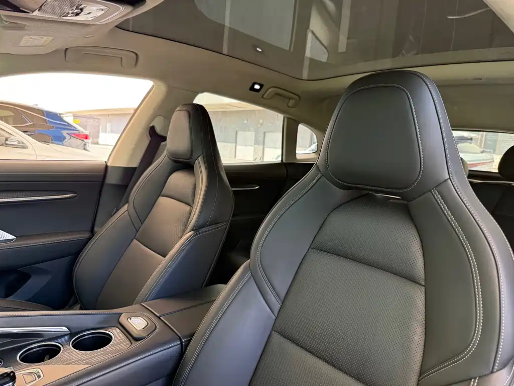 ZEEKR EXTREME KRYPTON 001