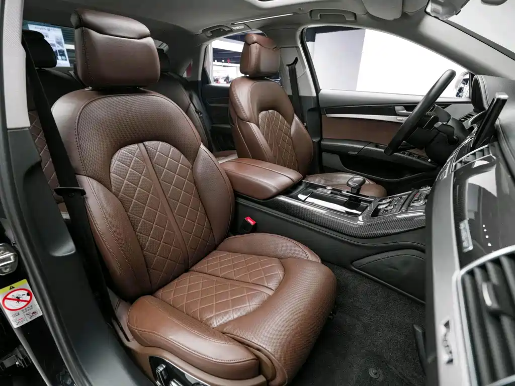 Audi S8 — миниатюра 11