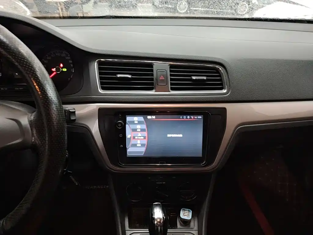 Volkswagen Lavida — миниатюра 9