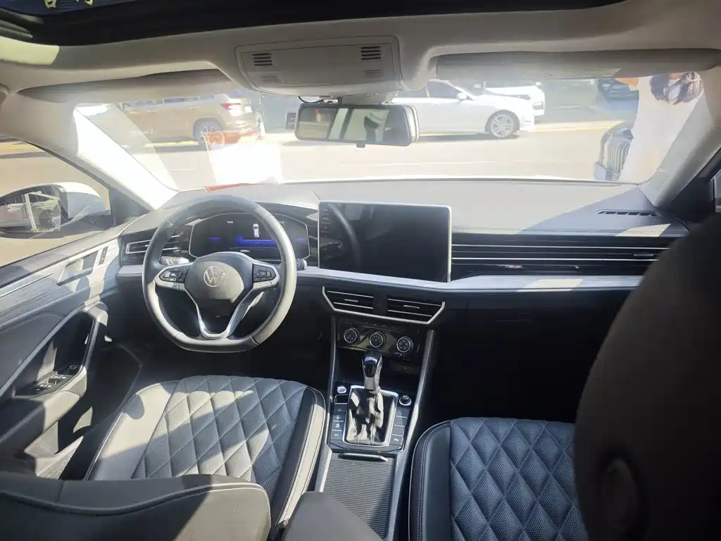 Volkswagen Sagitar — миниатюра 4