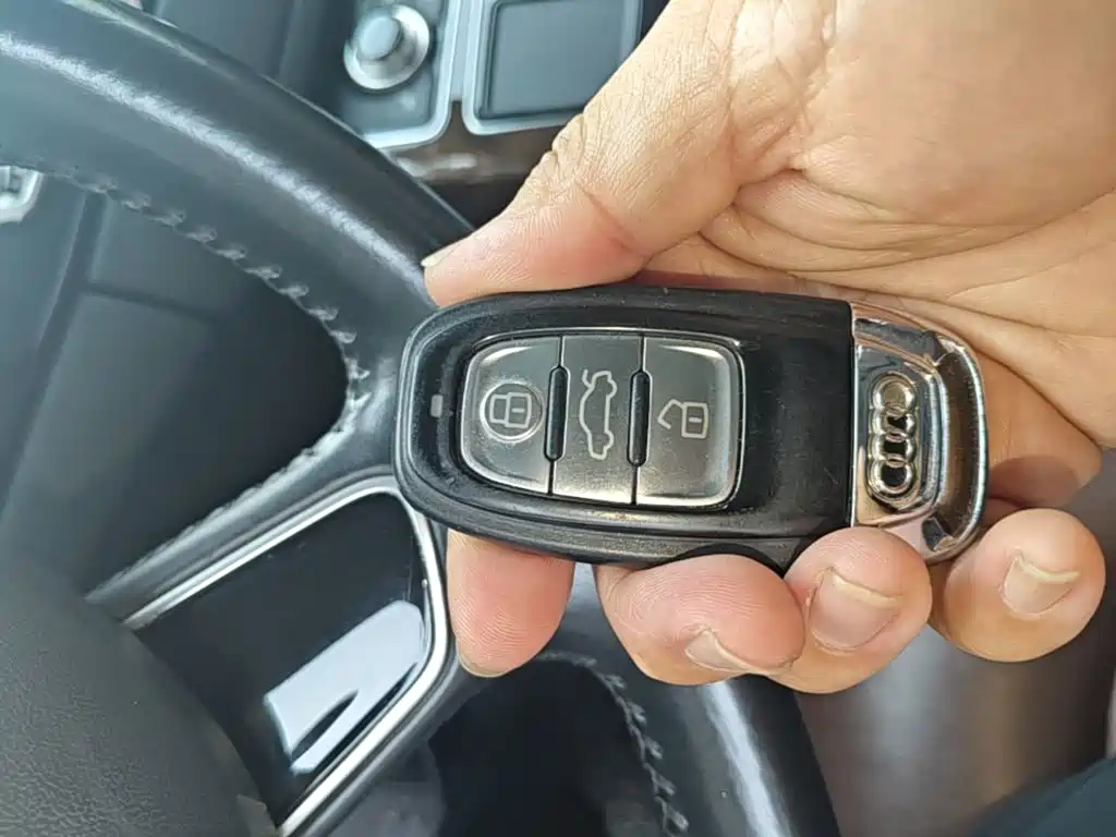 Audi A8 — миниатюра 9