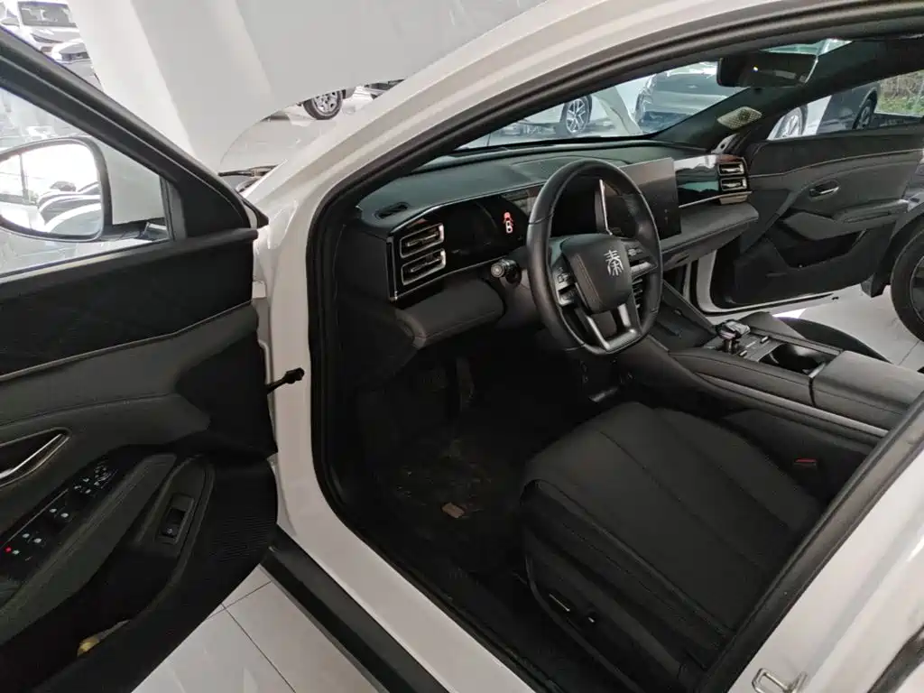 BYD Qin L — миниатюра 16