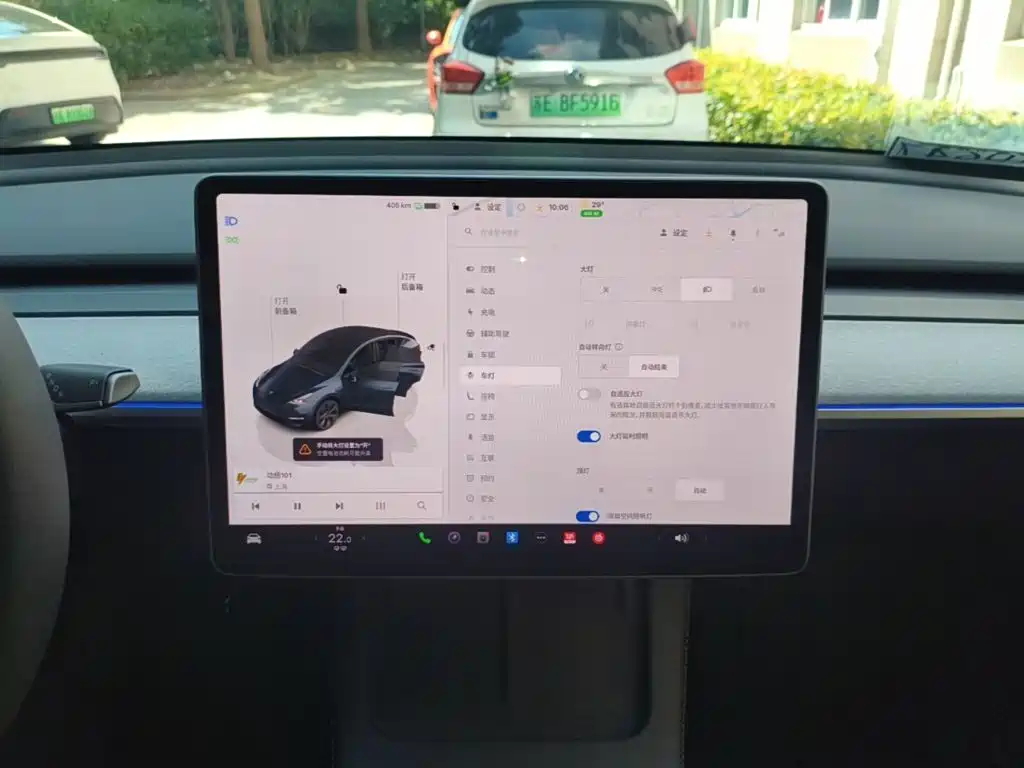 Tesla Model Y — миниатюра 13