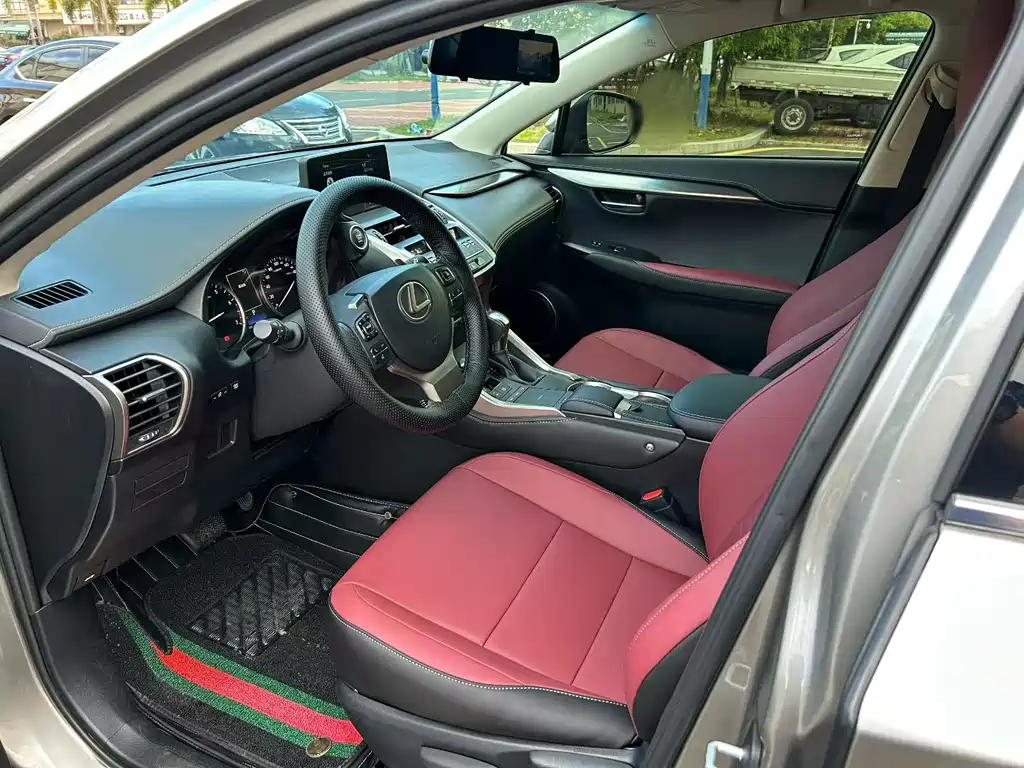 Lexus NX — миниатюра 7