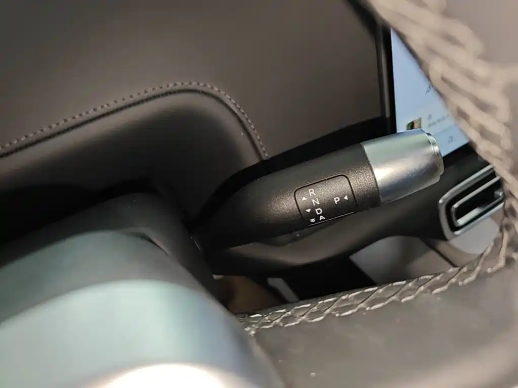 Li Auto Li L9 — миниатюра 14