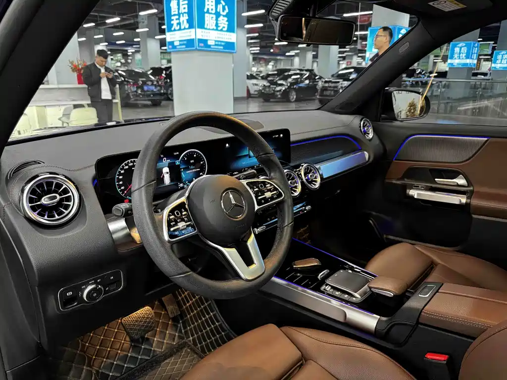 Mercedes-Benz GLB — миниатюра 6