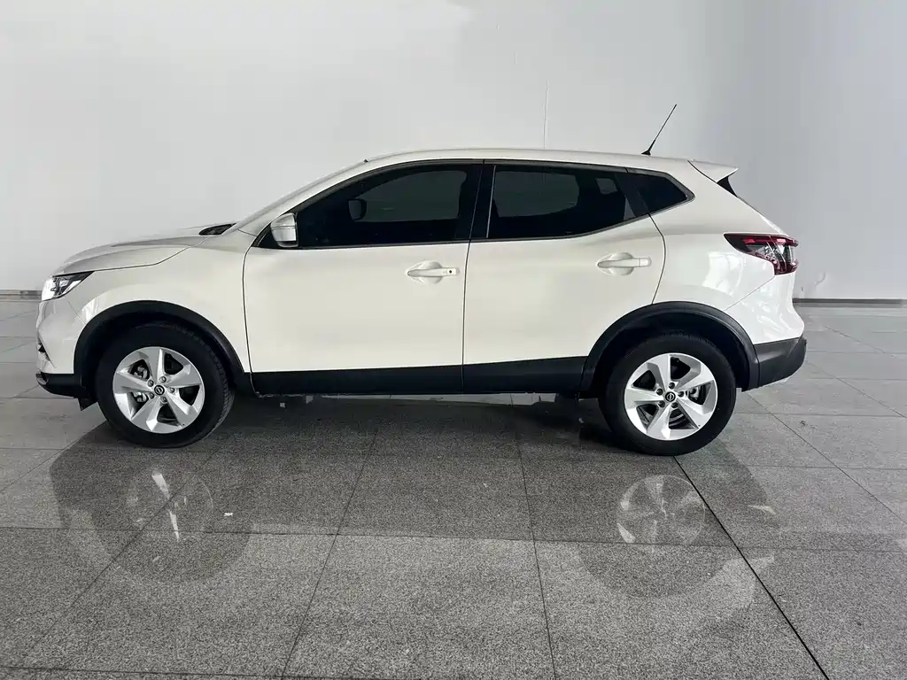 Nissan Qashqai — миниатюра 2