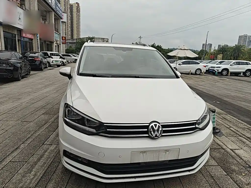 Volkswagen Touran — миниатюра 3