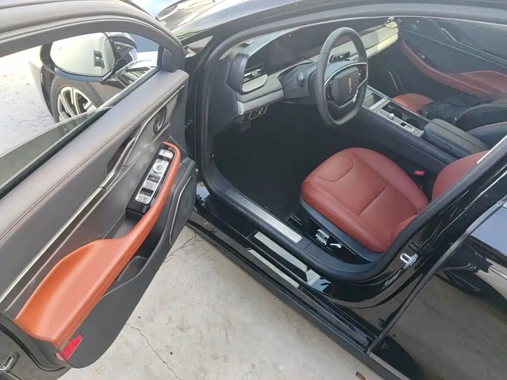 Lincoln Z — миниатюра 16