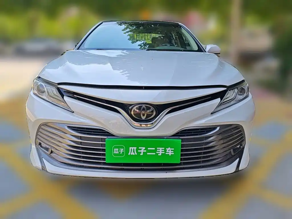 Toyota Camry — миниатюра 23