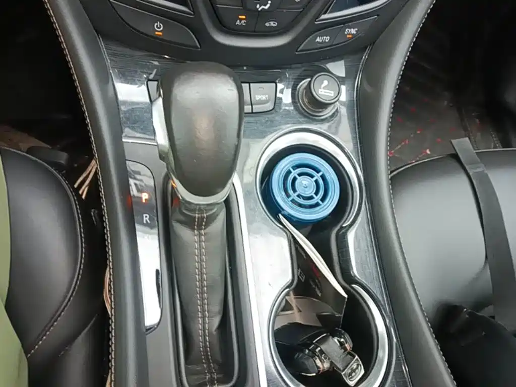 Buick Envision Plus — миниатюра 14