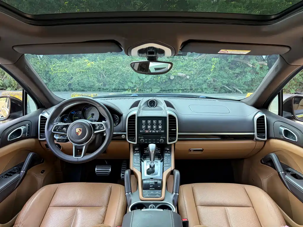 PORSCHE CAYENNE NEW ENERGY