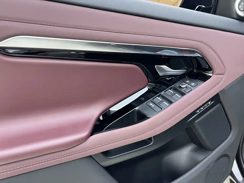 Land Rover Evoque — миниатюра 9