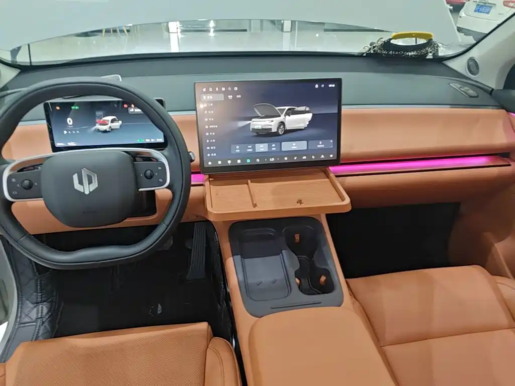Leapmotor Leapmotor C10 — миниатюра 13