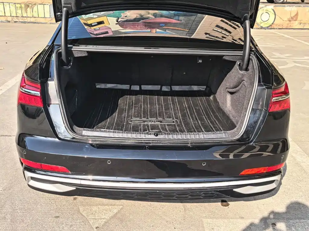 Audi A6L — миниатюра 18