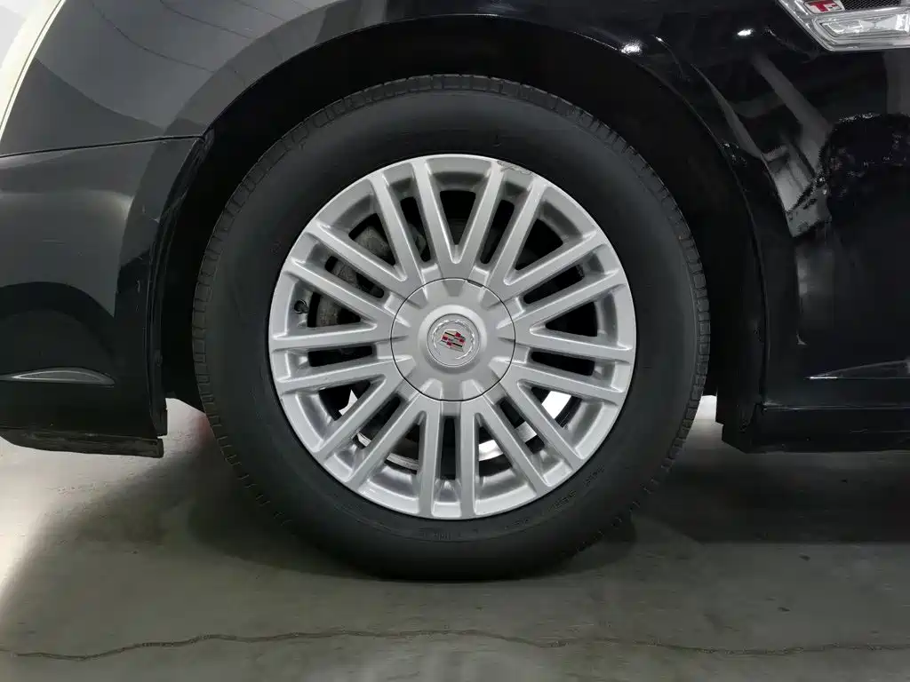Cadillac SLS — миниатюра 17