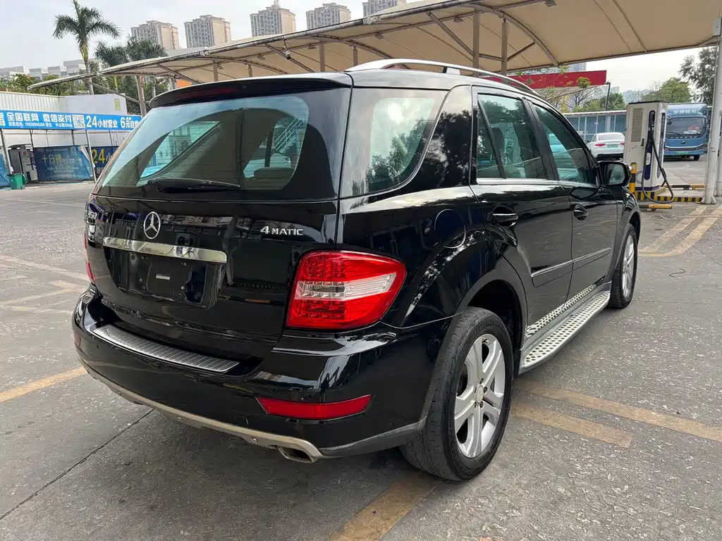 Mercedes-Benz M-Class — миниатюра 7