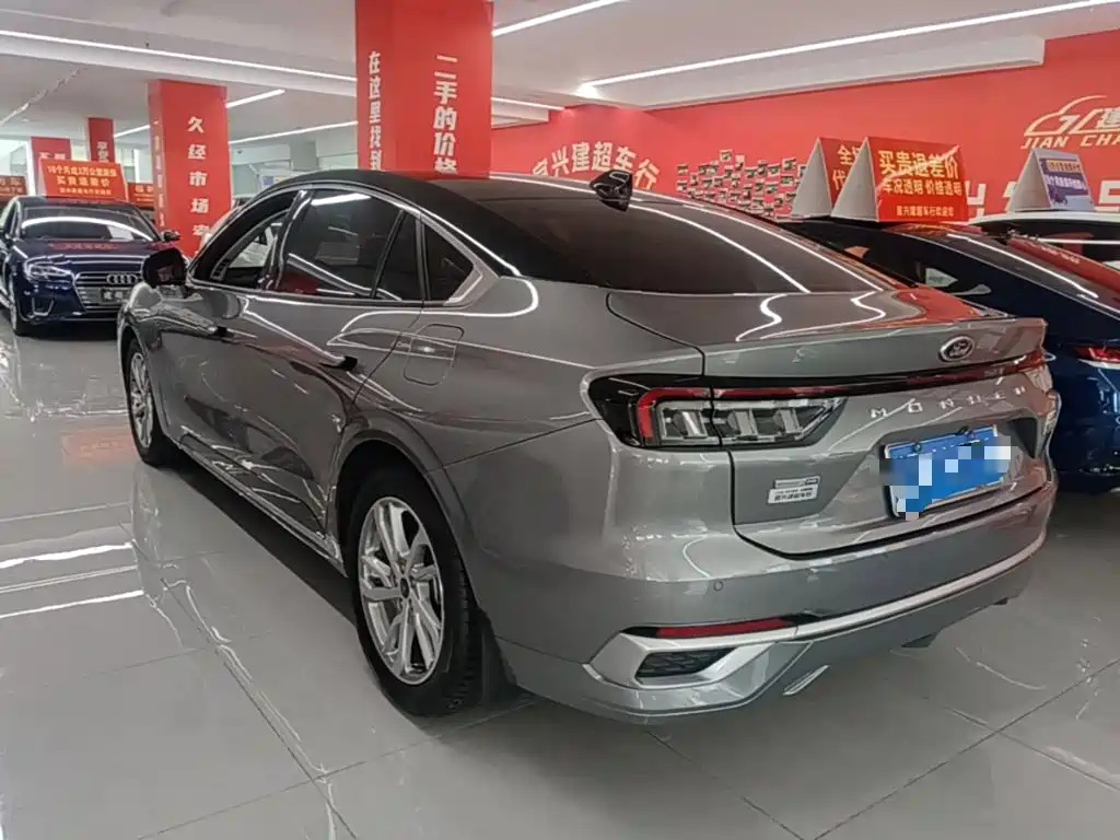 Ford Mondeo — миниатюра 5