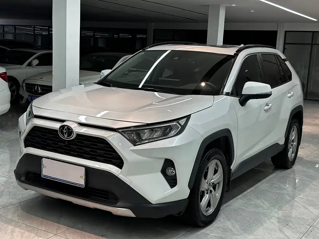 Toyota RAV4 2021